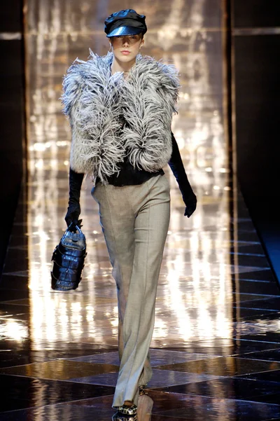 Look 37